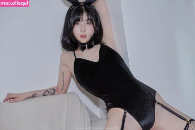 Janed_404 [ janed-404 ] - I am 100  sore after snowboarding today  Too bad I can t go into the