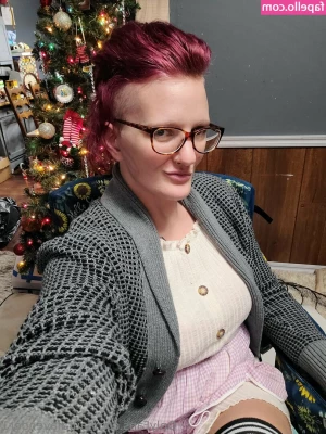 lauralavender1 - Help me pull these off  please