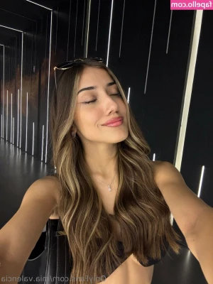 Mia Valencia [ mia-valencia ] - pssst check your dms for a lil extra 👣 tuesday pic