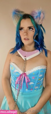 chantelleh23 [ chantelleh23-3 ] - Ready for worship