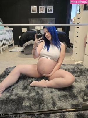 chantelleh23 [ chantelleh23-3 ] - Toe friends