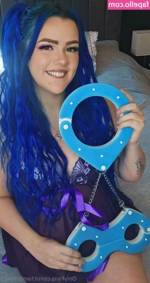 chantelleh23 [ chantelleh23-3 ] - They say the best sex comes from someone you’re not supposed to be