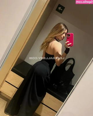 Nataliamx - I want to see your balls drop 😏 and bounce… off my ass 💦