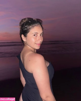 Xiomara Vasquez [ xiomara-vasquez ] - Being slutty before an interview 🤪