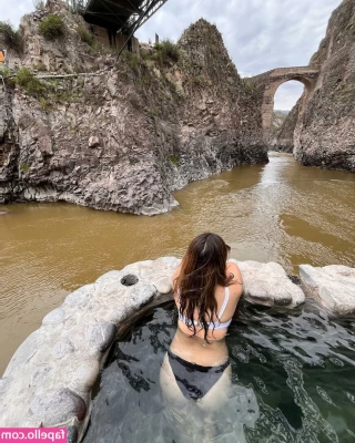 Xiomara Vasquez [ xiomara-vasquez ] - un-tugging after a long day of being tugged x3