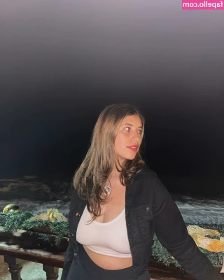 Xiomara Vasquez [ xiomara-vasquez ] - Cum to my other page and see me in the shower