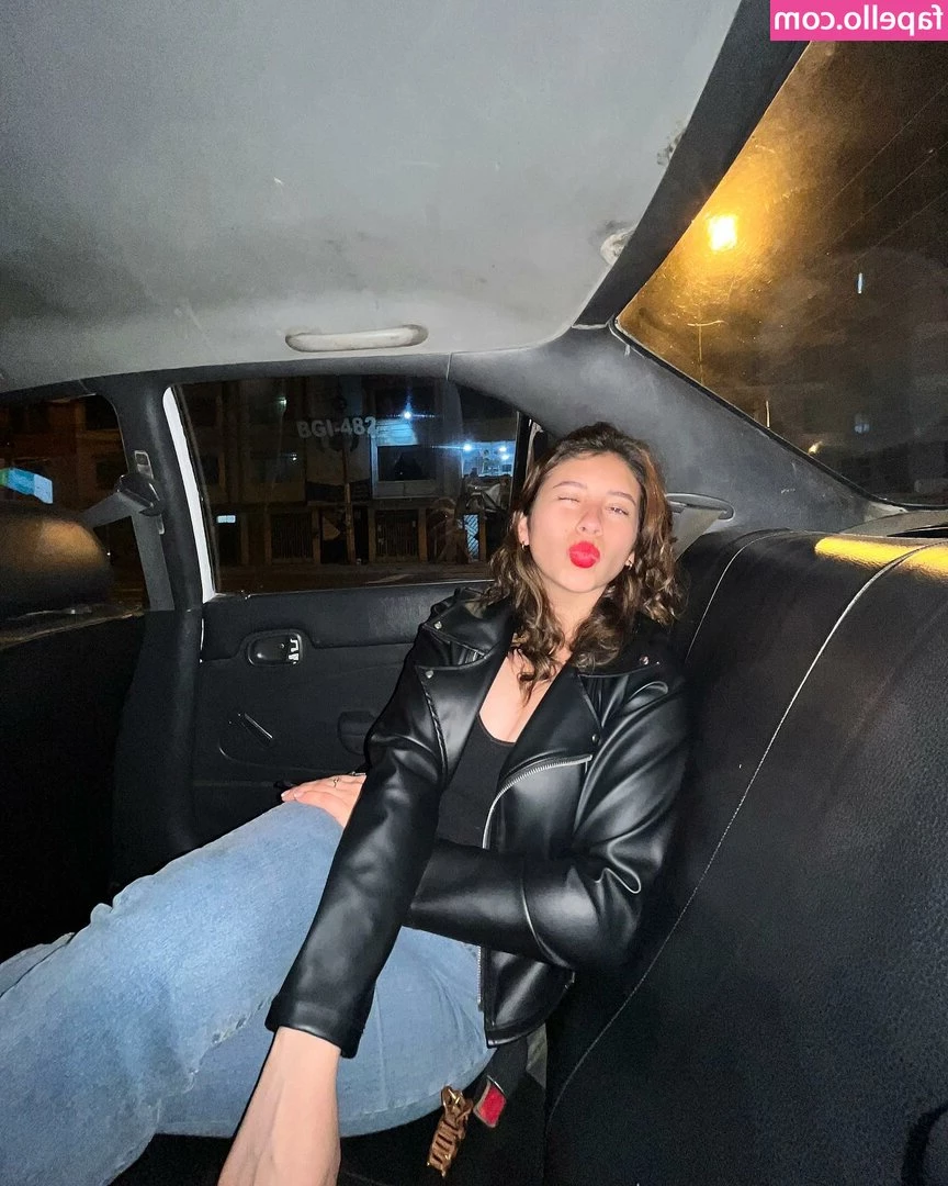 Xiomara Vasquez [ xiomara-vasquez ] - No one said you couldn t  p