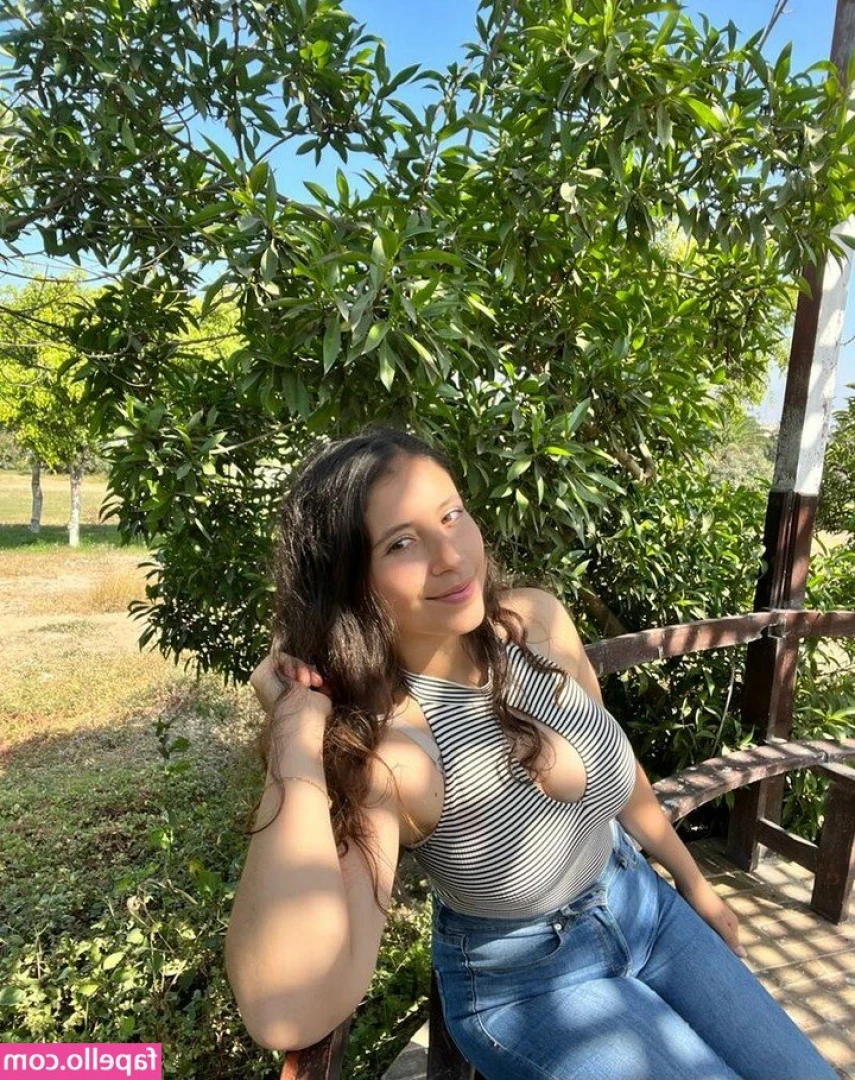 Xiomara Vasquez [ xiomara-vasquez ] - YOU RE MY BEST FRIEND S BOYFRIEND  BUT I WANT YOUR COCK  https