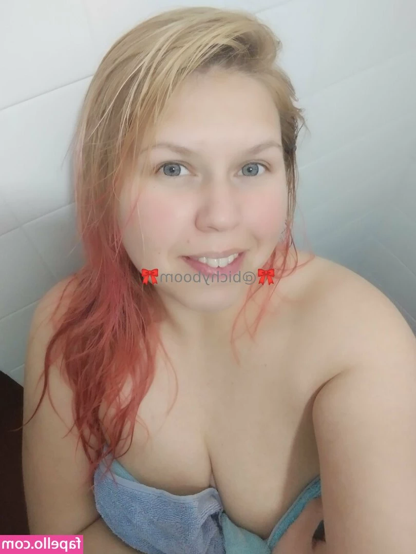 bichyboom - Muah kisses xoxo