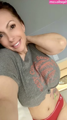 Catalina Cruz [ catalina-cruz ] - Life s too short for limits  So let go extra big and stuff my pussy