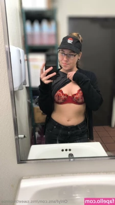 ms.sweetmonroe [ ms-sweetmonroe ] - such pretty holes