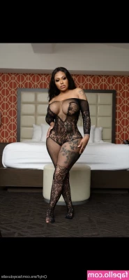 Lacey Duvalle [ lacey-duvalle ] - Done with your training today? What about some naked work