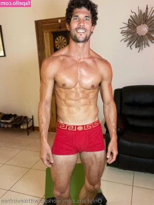 workoutwithkevinfree - Who wants to play a game     Dick Ratings  send me a tip and then