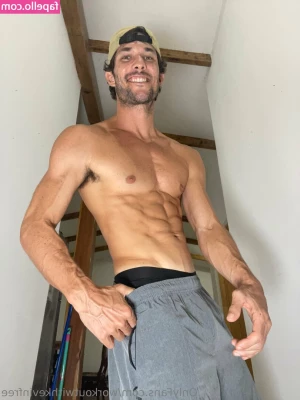 workoutwithkevinfree - Wanna pull my plug