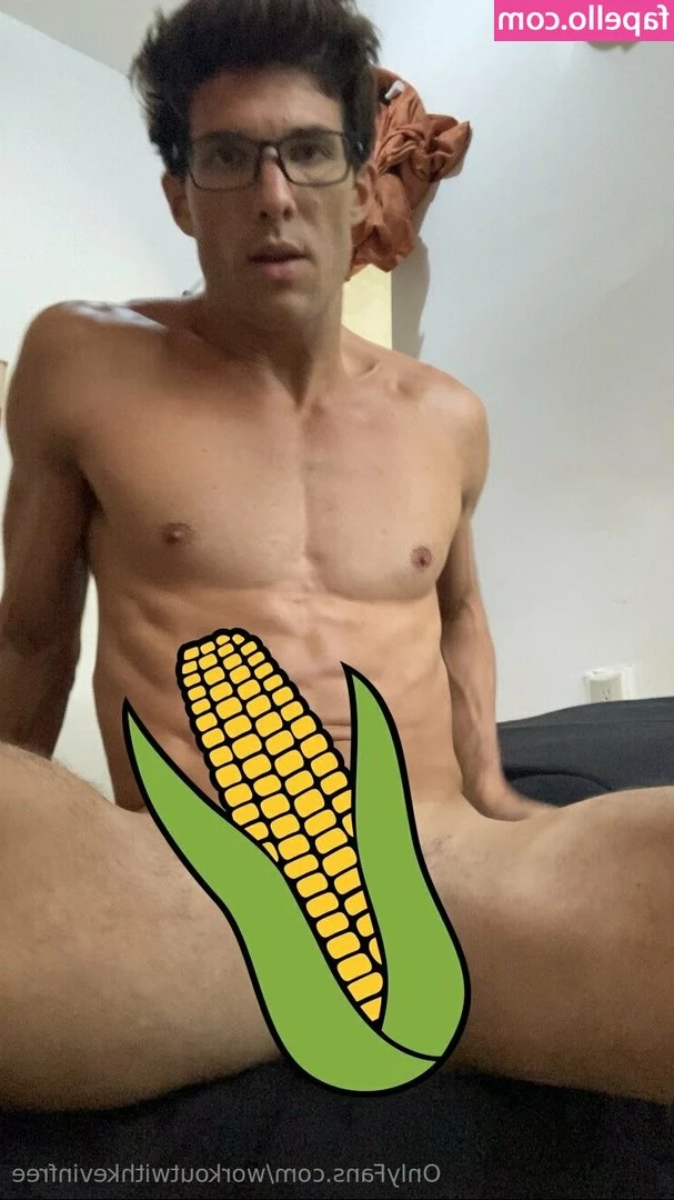 workoutwithkevinfree - My good boys deserve to enjoy my mommy milkers 🐰💕