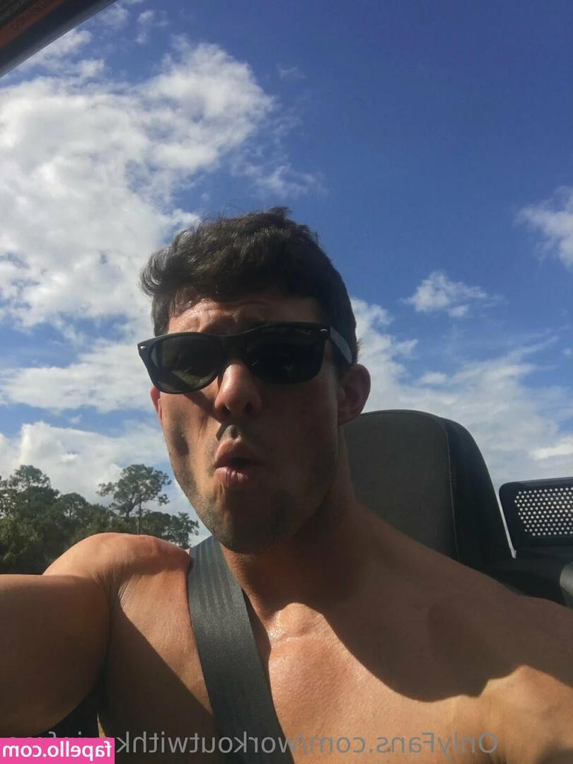 workoutwithkevinfree - Quieres verme haciendo lo que mas quieres? Tengo personalizados en