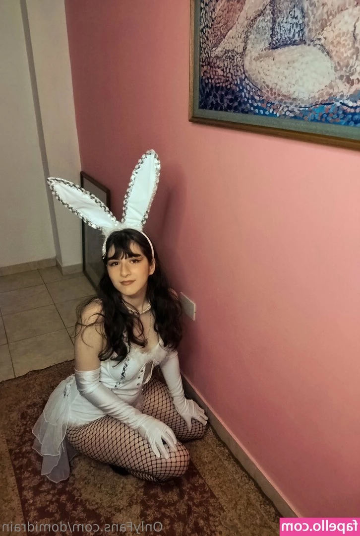 domidrain - We are trying to cook a yummy meal but keep getting distracted by all
