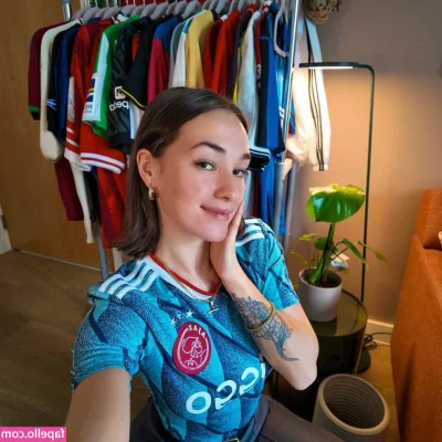 Cheekymz - Hi there  lovely Latin ass lover  You ve come to the right place   I 