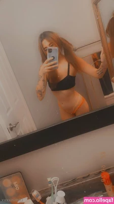 lilminxxxx - U r beneath me