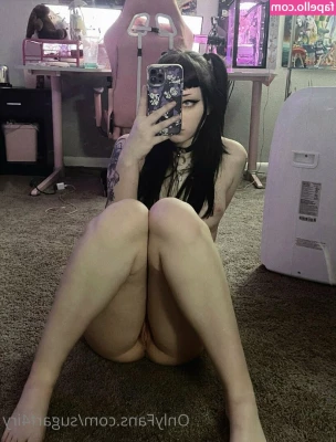 Arisa Vurr [ arisa-vurr ] - I have a new obsession, can you guess what it is?