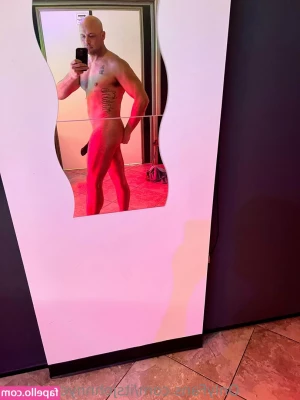 itsjohnnycartelxxx - Monday= more coffee needed!!!! But also fat-pussy appreciation &