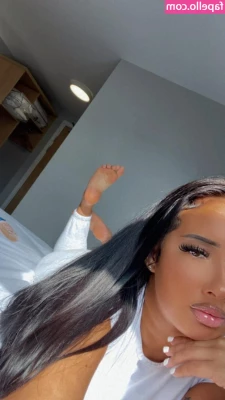 prettiest_toesx [ prettiest-toesx ] - I had such a good work out  I m all hot and sweaty now
