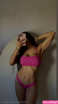 maipixxx - I m sad because I ran out of cell phone