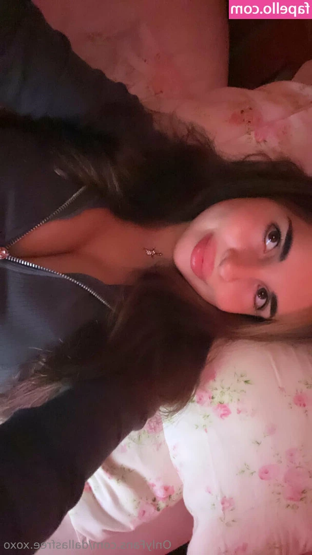 dallasfree.xoxo [ dallasfree-xoxo ] - Your girl is single now