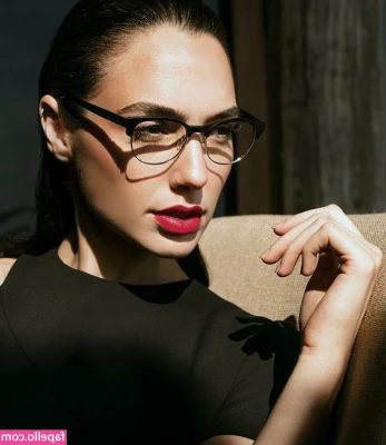 gal_gadot [ gal-gadot ] - Mi verga venosa