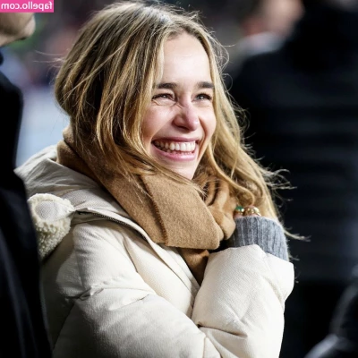 Emilia Clarke [ emilia-clarke ] - So wet for you this morning