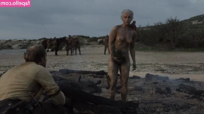 Emilia Clarke [ emilia-clarke ] - These soles aren’t just gonna cum on themselves 💦 Make it happen