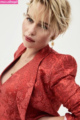 Emilia Clarke [ emilia-clarke ] - What s ya story morning glory