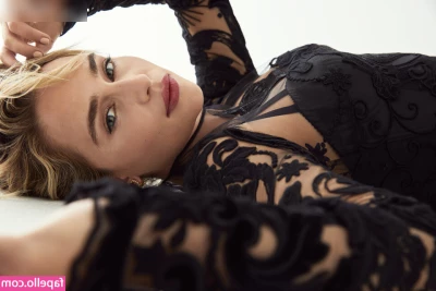 Emilia Clarke [ emilia-clarke ] - On and off….