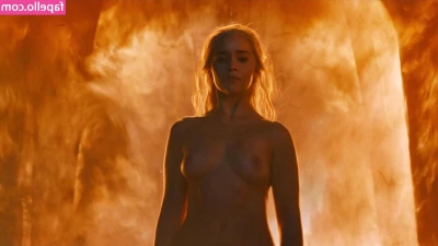 Emilia Clarke [ emilia-clarke ] - 50% OFF CUSTOMS & MERCH!! What’s included: 💌Panties, bras,