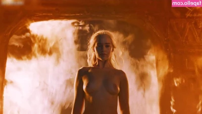Emilia Clarke [ emilia-clarke ] - Does anyone know my favorite color
