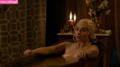 Emilia Clarke [ emilia-clarke ] - Come watch me wash my feet