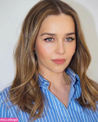 Emilia Clarke [ emilia-clarke ] - Double The Trouble  bandonx