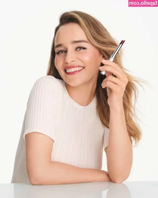 Emilia Clarke [ emilia-clarke ] - Let me ride you.