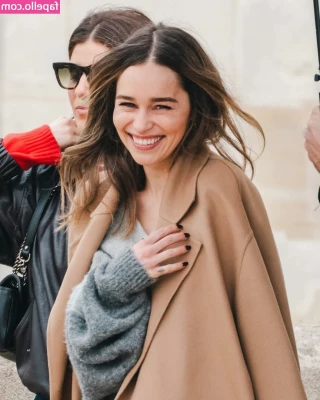 Emilia Clarke [ emilia-clarke ] - xoxo