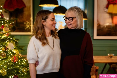 Emilia Clarke [ emilia-clarke ] - babe I can t stop thinking about that cock  its hard and ready to