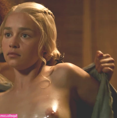 Emilia Clarke [ emilia-clarke ] - Goddess status👸🏼