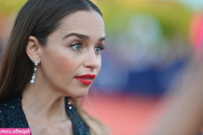 Emilia Clarke [ emilia-clarke ] - Hi daddy  I am Very hot   Like my picture  Love    Send me a massage 