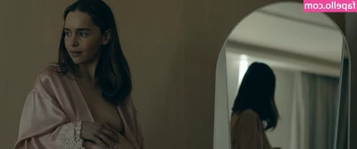 Emilia Clarke [ emilia-clarke ] - What a nice ass 😏🔥