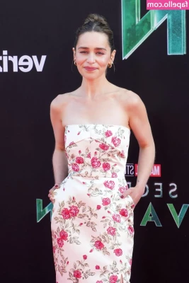 Emilia Clarke [ emilia-clarke ] - Tip this post $5 and I’ll send ya vid surprise!
