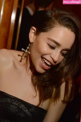 Emilia Clarke [ emilia-clarke ] - srrrry set will be posted tomorrow 🥺
