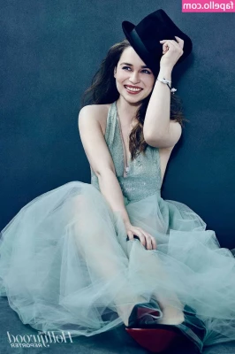 Emilia Clarke [ emilia-clarke ] - 🥚 EASTER EGGS 🥚  🥰It seems that the holy eggs have arrived