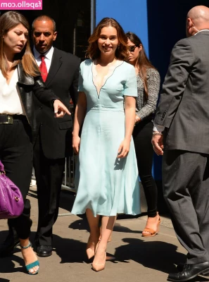 Emilia Clarke [ emilia-clarke ] - Sunday funday