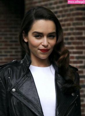 Emilia Clarke [ emilia-clarke ] - Bitofateas