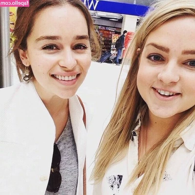Emilia Clarke [ emilia-clarke ] - If you’re a boob person, you know ~ 😋