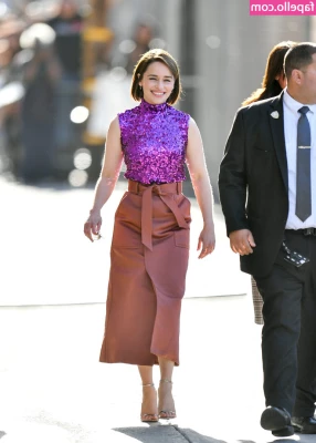 Emilia Clarke [ emilia-clarke ] - My new G/G sextape with Jacqueline Valentine dropped on my VIP OF